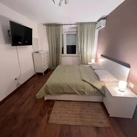 Sunny Apartment
