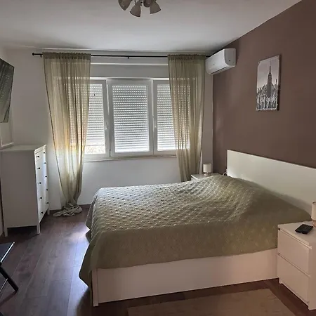 Sunny Apartment